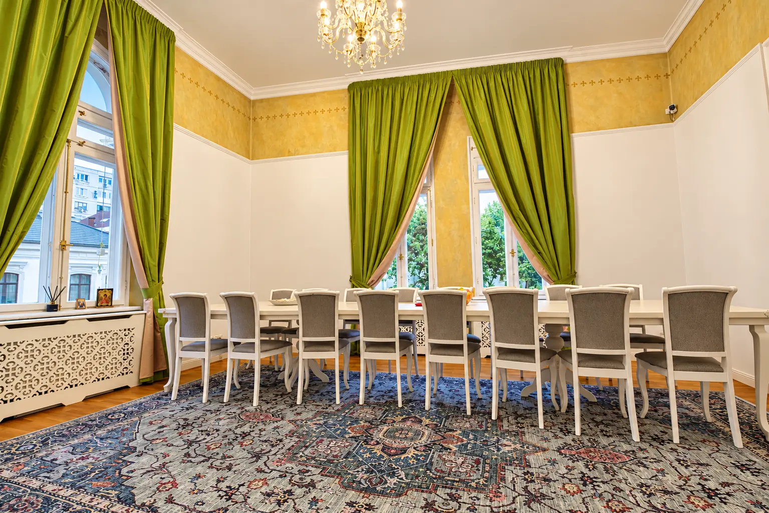 Sala de prezentare eleganta intalniri business